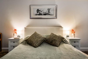 Luxury Apartment with parking Central Maidenhead